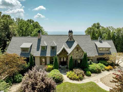 605 Raven Road, Landrum, SC 29356