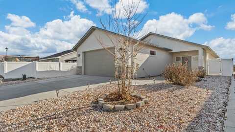 3045 Red Pear Drive, Grand Junction, CO 81504