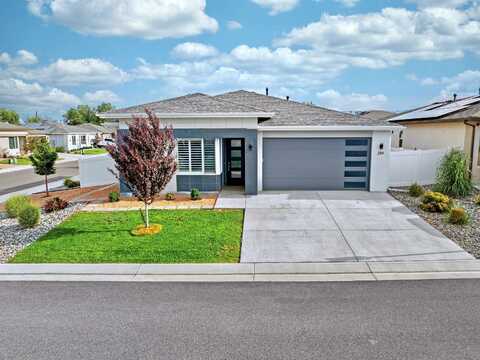 384 Calder Creek Lane, Grand Junction, CO 81504