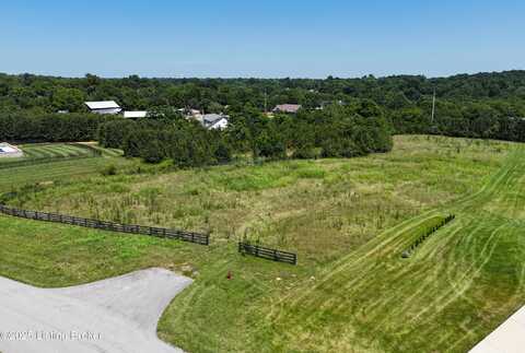 7001 Highgrove Ln, Crestwood, KY 40014