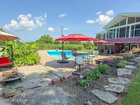 207 Woodlawn Rd, Shelbyville, KY 40065