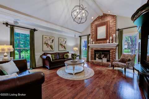 16801 Ash Glen Rd, Louisville, KY 40245