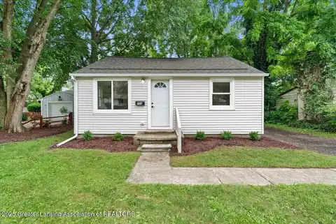 204 E Cavanaugh Road, Lansing, MI 48910