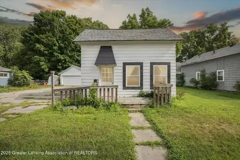 926 W Grand River Avenue, Williamston, MI 48895