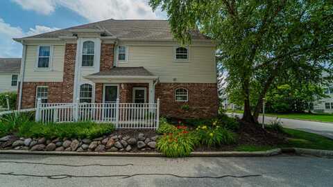 773 Forest Glen Drive, Valparaiso, IN 46385