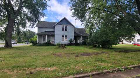 400 SUPERIOR ST S, Antigo, WI 54409