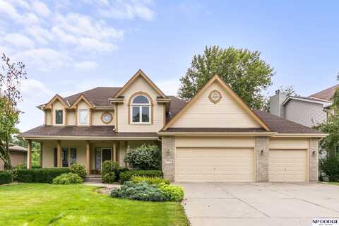 15705 Emiline Street, Omaha, NE 68136