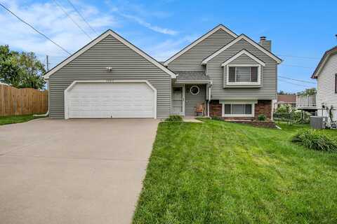 10511 Himebaugh Avenue, Omaha, NE 68134