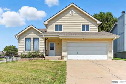 8412 Read Street, Omaha, NE 68122