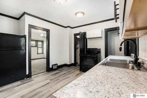 4419 N 39th Street, Omaha, NE 68111