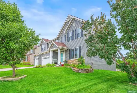 1706 Port Royal Drive, Papillion, NE 68046