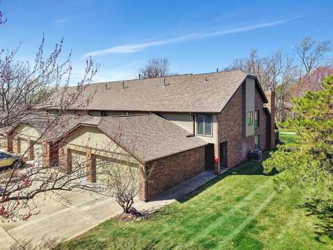 2201 Winding Way, Lincoln, NE 68506
