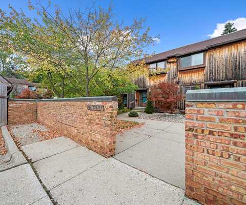 2165 Pauline Court, Ann Arbor, MI 48103