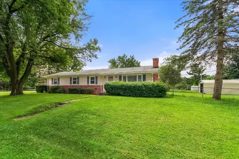 60551 Marjorie Ann Street, South Lyon, MI 48178