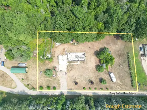 12151 Fernwood Lane, Grand Haven, MI 49417