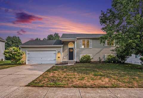 4139 Whirlwind Drive NE, Rockford, MI 49341
