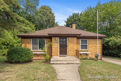 849 Spencer Street NE, Grand Rapids, MI 49505