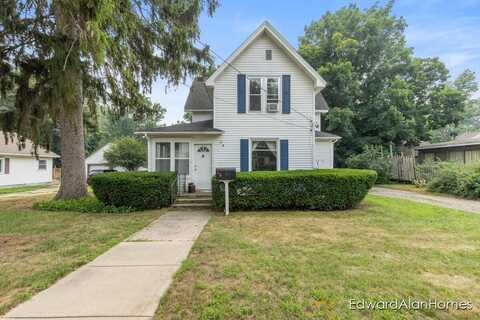 94 W Division Street, Sparta, MI 49345