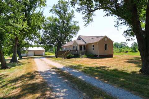 8140 State Road, Coopersville, MI 49404