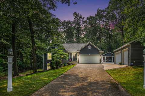 4106 Wildwood Drive, Allegan, MI 49010