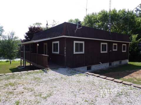 7330 N Central Avenue, Brohman, MI 49312
