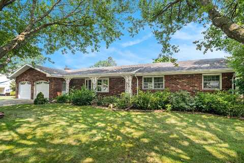 5485 Whispering Pine, Stevensville, MI 49127