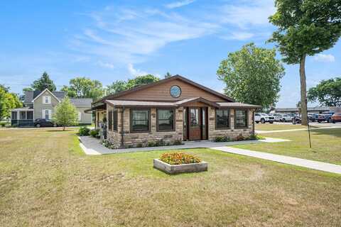 200 E 3rd Street, Hersey, MI 49639