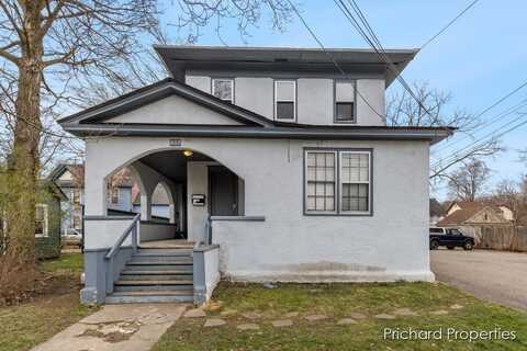 809 W Cedar Street, Kalamazoo, MI 49007
