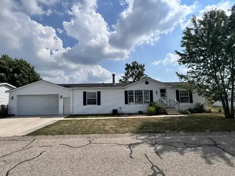 8592 Eagle Street, Zeeland, MI 49464