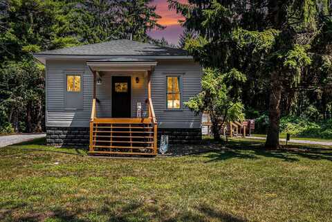 258 N Buys Road, Muskegon, MI 49445