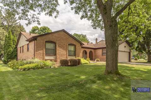 9650 Bobwhite Court, Plymouth, MI 48170
