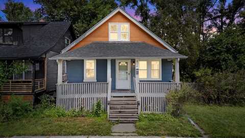 404 W Muir Avenue, Hazel Park, MI 48030
