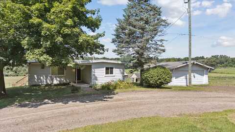 6570 Farley Rd. Road, Pinckney, MI 48169