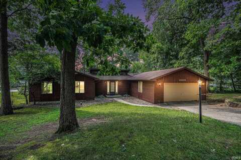10370 Royal Oak Court, Osceola, IN 46561