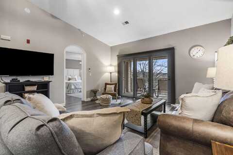 350 S Wildwood Drive, Branson, MO 65616