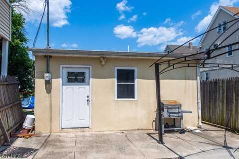 503 12Th Ave, Paterson, NJ 07514