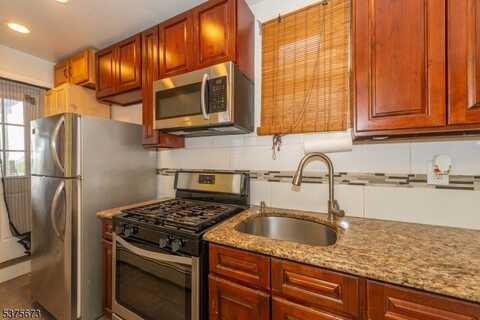 3223 Liberty Ave Unit 2, North Bergen, NJ 07047
