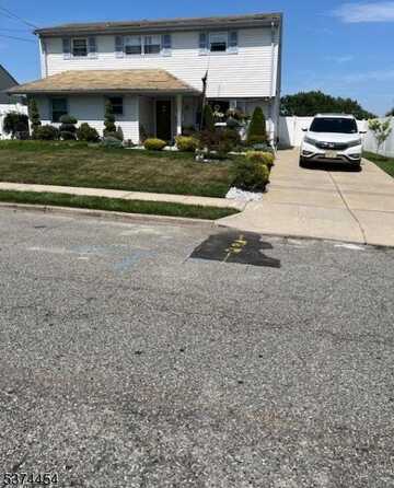 800 Shannon Ave, Perth Amboy, NJ 08861