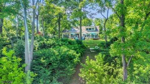 7 Old Farm Road, Franklin, NJ 08886