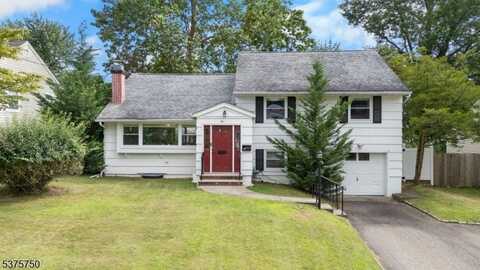 35 Grissing Ct, Cedar Grove, NJ 07009