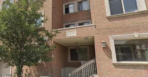 5509 Madison St, Yorktown, NJ 07093