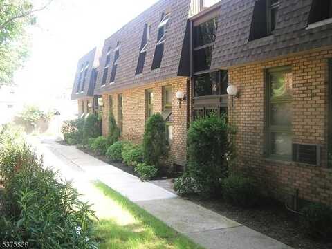 295 Claremont Ave, Montclair, NJ 07042