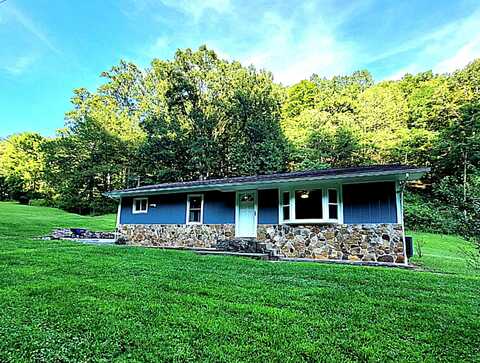 1704 Powley Creek Rd, Hinton, WV 25951