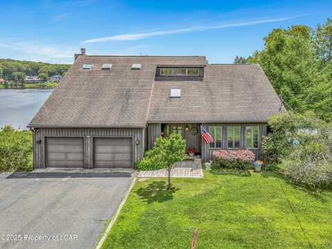 953 W Mountain Lake Drive, Bear Creek, PA 18702