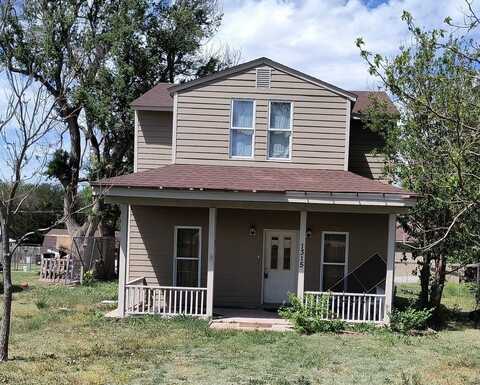 1315 Johnson Ave, Larned, KS 67550