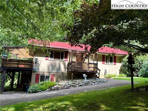 1393 Berry Road, Banner Elk, NC 28604