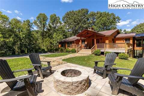 389 Auborn Trivette Road, Sugar Grove, NC 28679