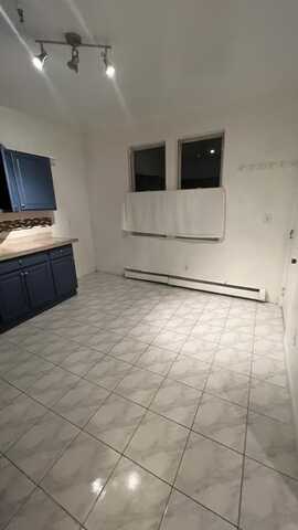 686 KENNEDY BLVD, Bayonne, NJ 07002