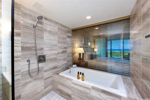 383 Kalaimoku Street, Honolulu, HI 96815