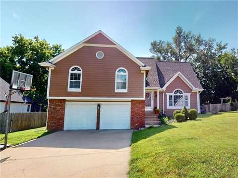 8626 Oakview Drive, Lenexa, KS 66215